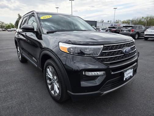 AGATE BLACK METALLIC 2024 Ford Explorer XLT