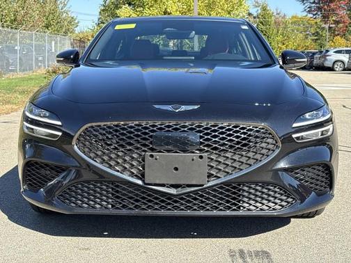 2025 Genesis G70 2.5T