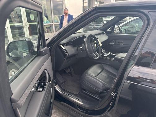 2025 Land Rover Range Rover Sport P360 SE