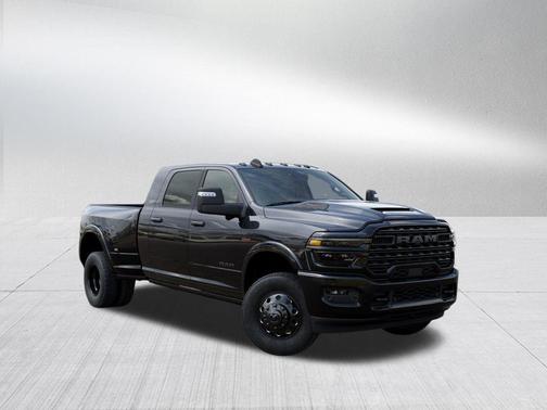 Diamond Black 2026 RAM 3500 Limited