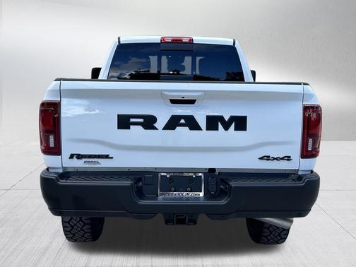 2026 RAM 2500 Rebel/Power Wagon