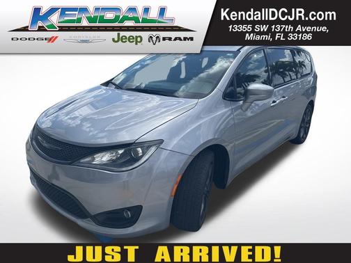 2019 Chrysler Pacifica Touring Plus