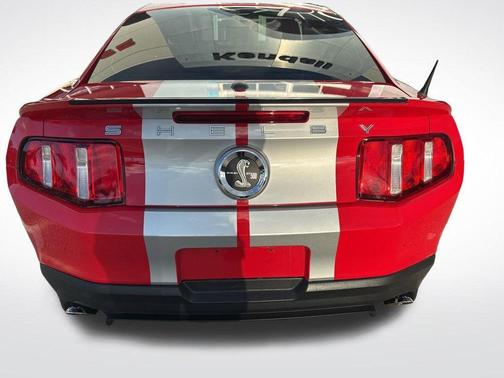 2010 Ford Shelby GT500 Base