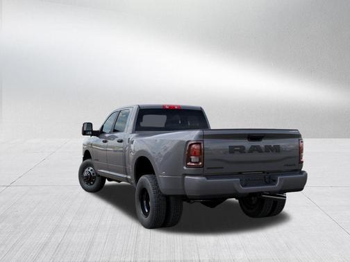 Ceramic Gray Clearcoat 2026 RAM 3500 Big Horn