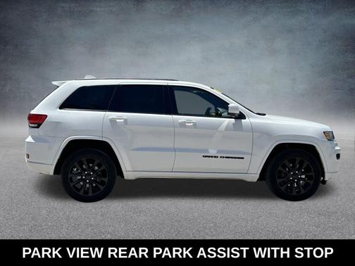 2017 Jeep Grand Cherokee Altitude