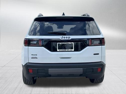 2026 Jeep Cherokee Overland