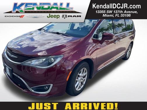 2020 Chrysler Pacifica Touring-L