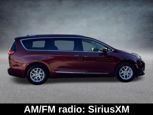 2020 Chrysler Pacifica Touring-L