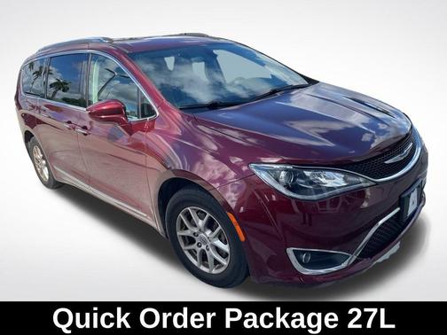 2020 Chrysler Pacifica Touring-L
