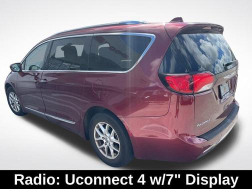 2020 Chrysler Pacifica Touring-L