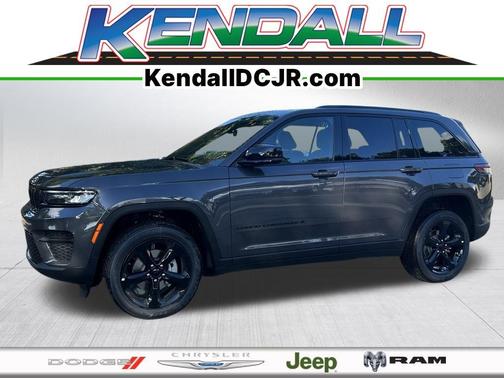 2025 Jeep Grand Cherokee Laredo