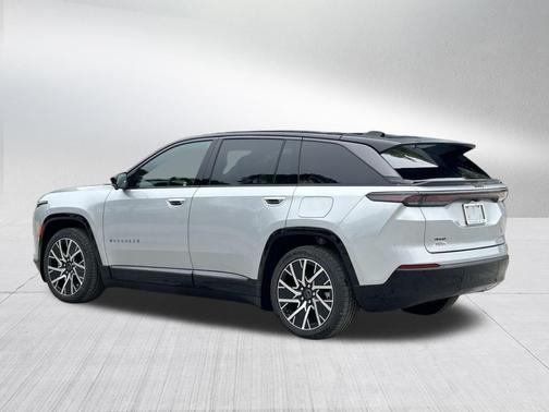 2025 Jeep Wagoneer S Limited