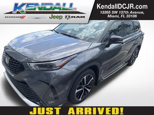 2022 Toyota Highlander XSE