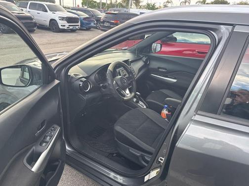 2019 Nissan Kicks SV