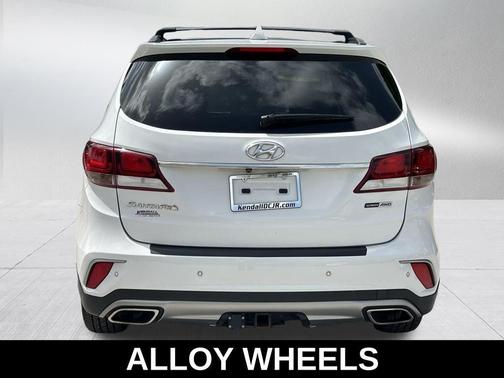 2017 Hyundai SANTA FE SE Ultimate