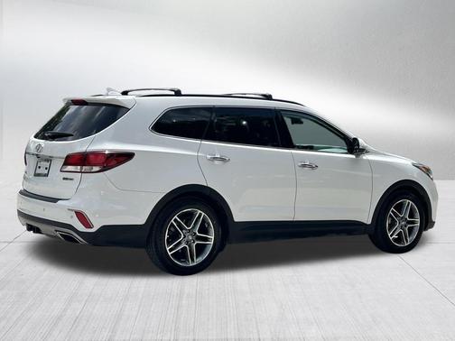 2017 Hyundai SANTA FE SE Ultimate