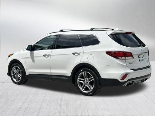 2017 Hyundai SANTA FE SE Ultimate