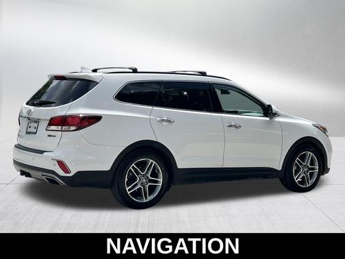 2017 Hyundai SANTA FE SE Ultimate