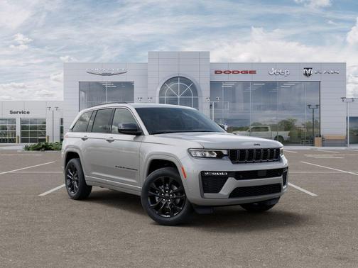 Silver Zynith 2026 Jeep Grand Cherokee Limited