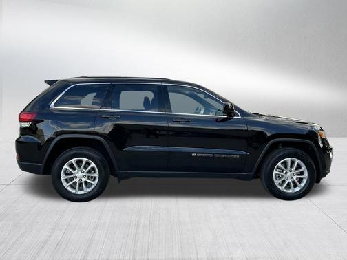 2022 Jeep Grand Cherokee WK Laredo