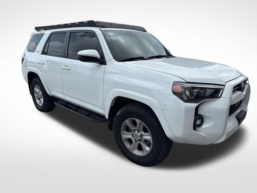 2022 Toyota 4Runner SR5