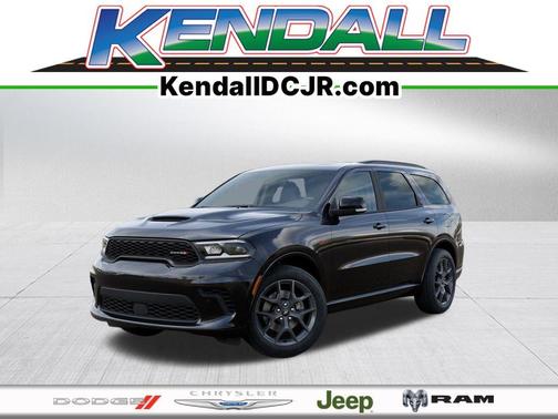 DB Black Crystal Clearcoat 2026 Dodge Durango GT Plus HEMI V8