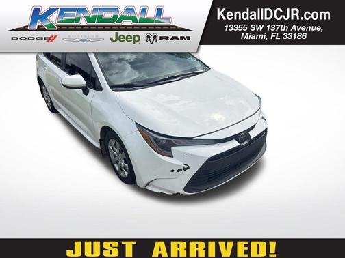 Ice 2024 Toyota Corolla LE