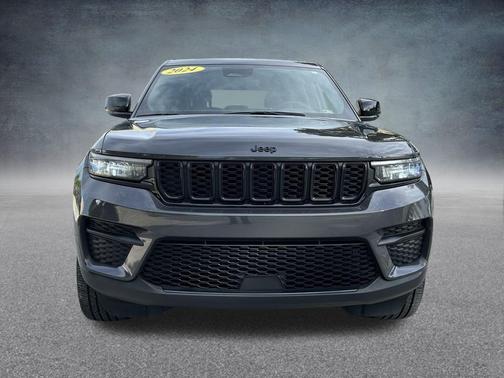 2024 Jeep Grand Cherokee Laredo