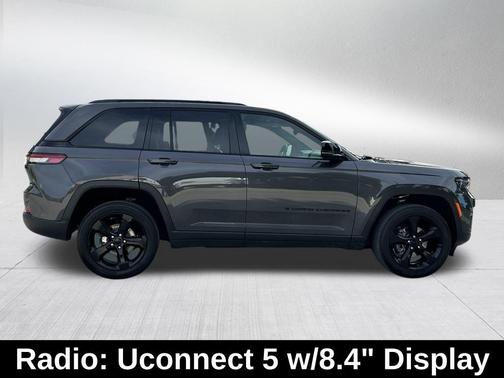 2024 Jeep Grand Cherokee Laredo