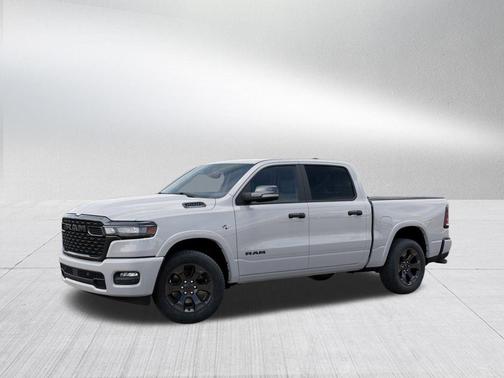 Bright White Clearcoat 2026 RAM 1500 Big Horn/Lone Star