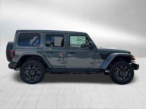 2025 Jeep Wrangler 4xe Sahara