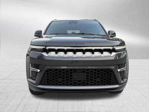 2026 Jeep Grand Wagoneer 