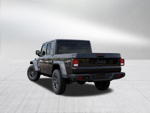 Black Clearcoat 2026 Jeep Gladiator Sport S