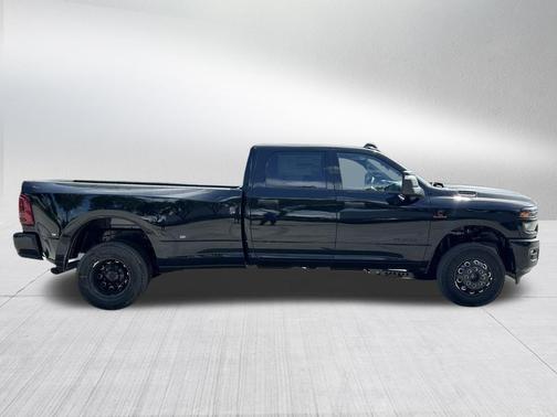 2025 RAM 3500 Big Horn