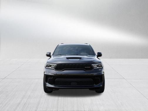 DB Black Crystal Clearcoat 2026 Dodge Durango GT Plus