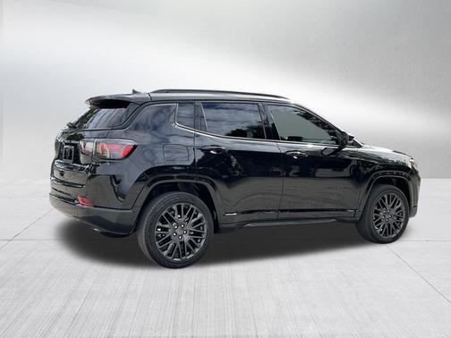 2023 Jeep Compass Altitude
