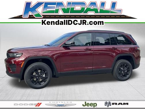 2025 Jeep Grand Cherokee Laredo