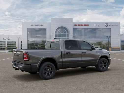 Granite Crystal Clearcoat Metallic 2026 RAM 1500 Big Horn/Lone Star