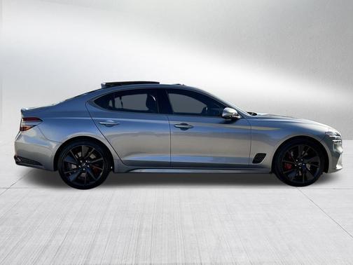 2023 Genesis G70 3.3T