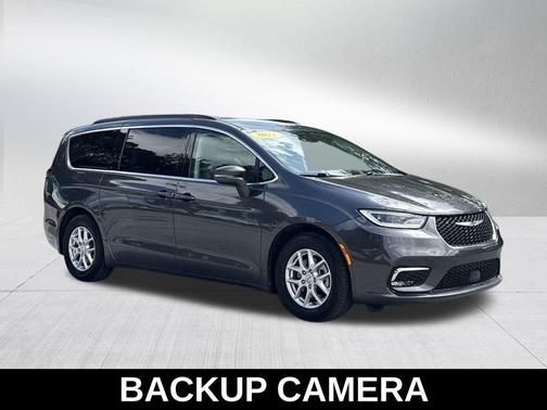 2022 Chrysler Pacifica Touring-L