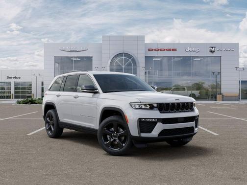 Bright White Clearcoat 2026 Jeep Grand Cherokee Limited