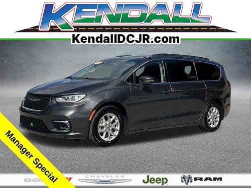2022 Chrysler Pacifica Touring-L