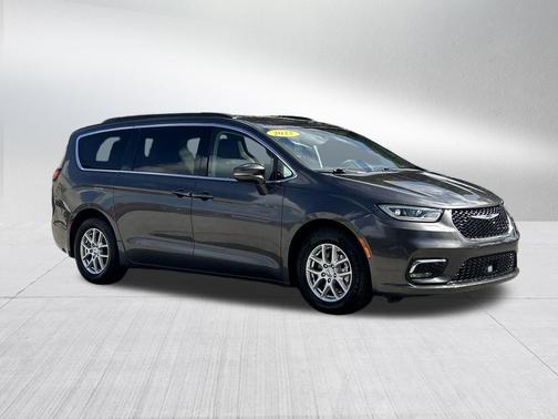 2022 Chrysler Pacifica Touring-L