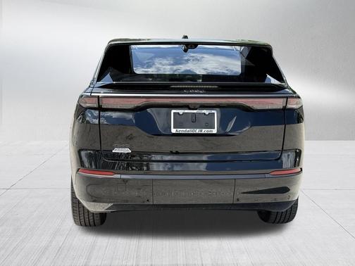 2025 Jeep Wagoneer S Launch Edition