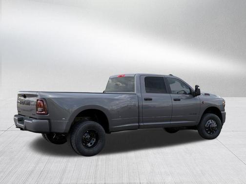 Ceramic Gray Clearcoat 2026 RAM 3500 Big Horn