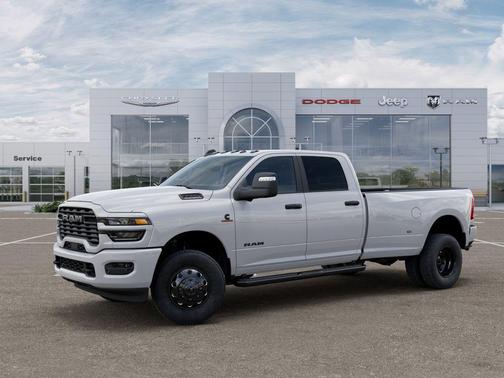 Bright White Clearcoat 2026 RAM 3500 Big Horn