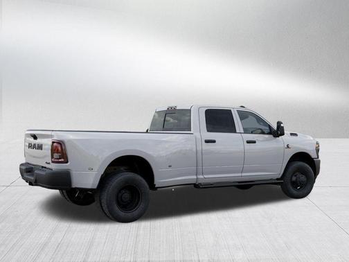 Bright White Clearcoat 2026 RAM 3500 Tradesman