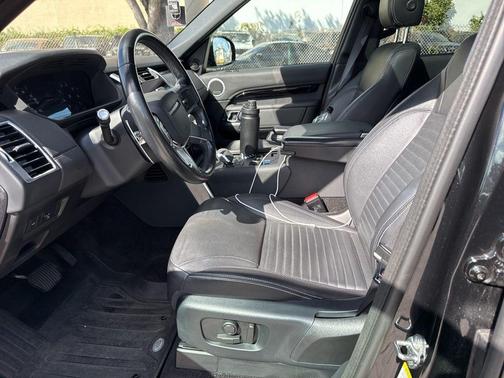 2021 Land Rover Discovery S