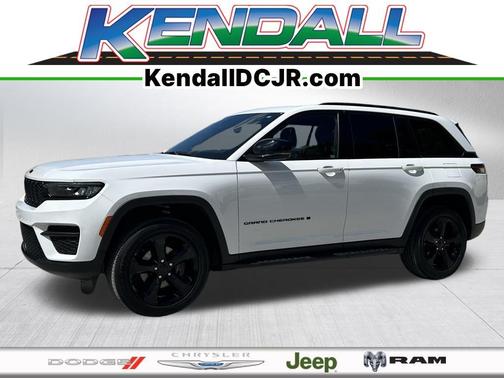 2024 Jeep Grand Cherokee Laredo