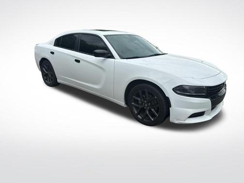 White 2022 Dodge Charger SXT